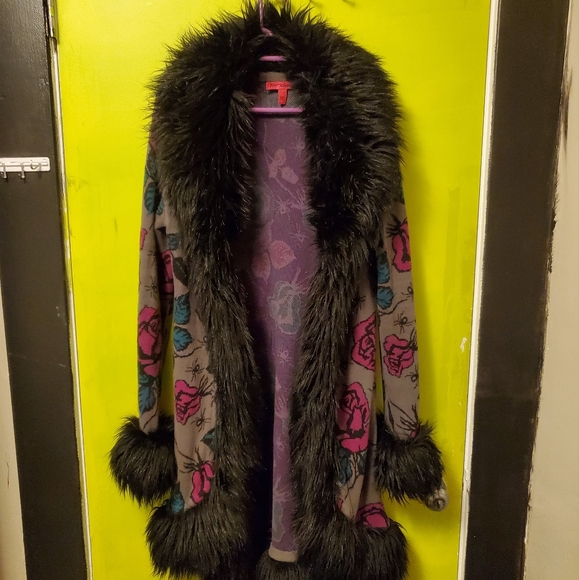 Betsey Johnson sweater jacket - Picture 4 of 4